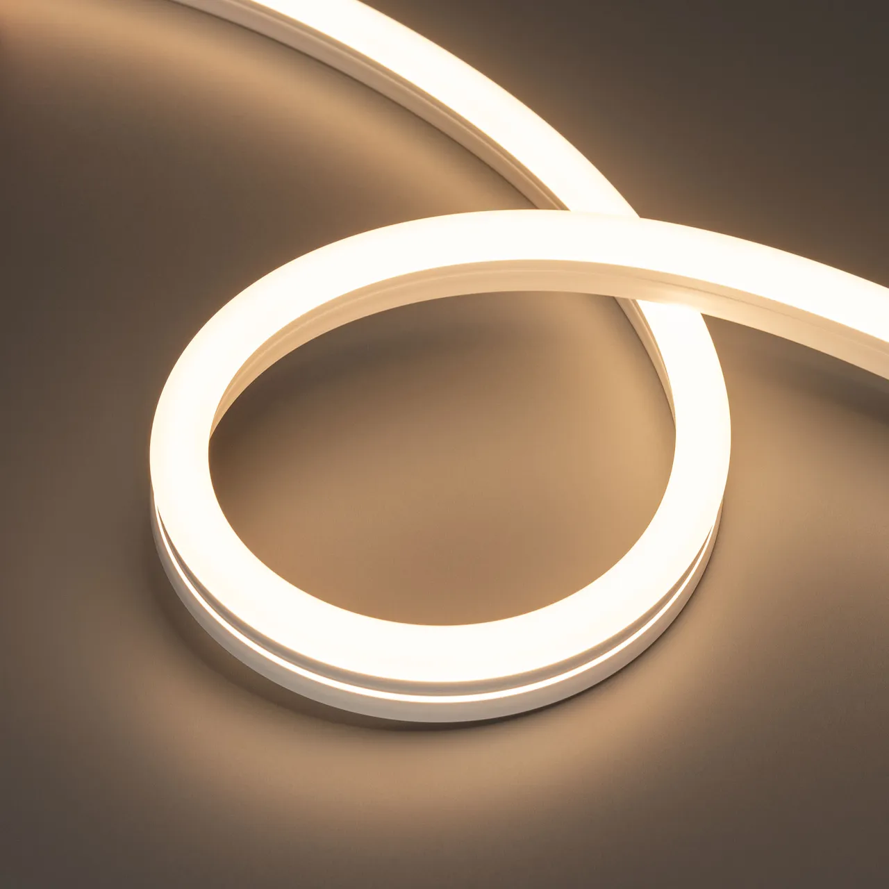 Лента герметичная MOONLIGHT-SIDE-A140-12x24mm 24V Warm3000 (9.6 W/m, IP68, 5m, wire x2) 038602