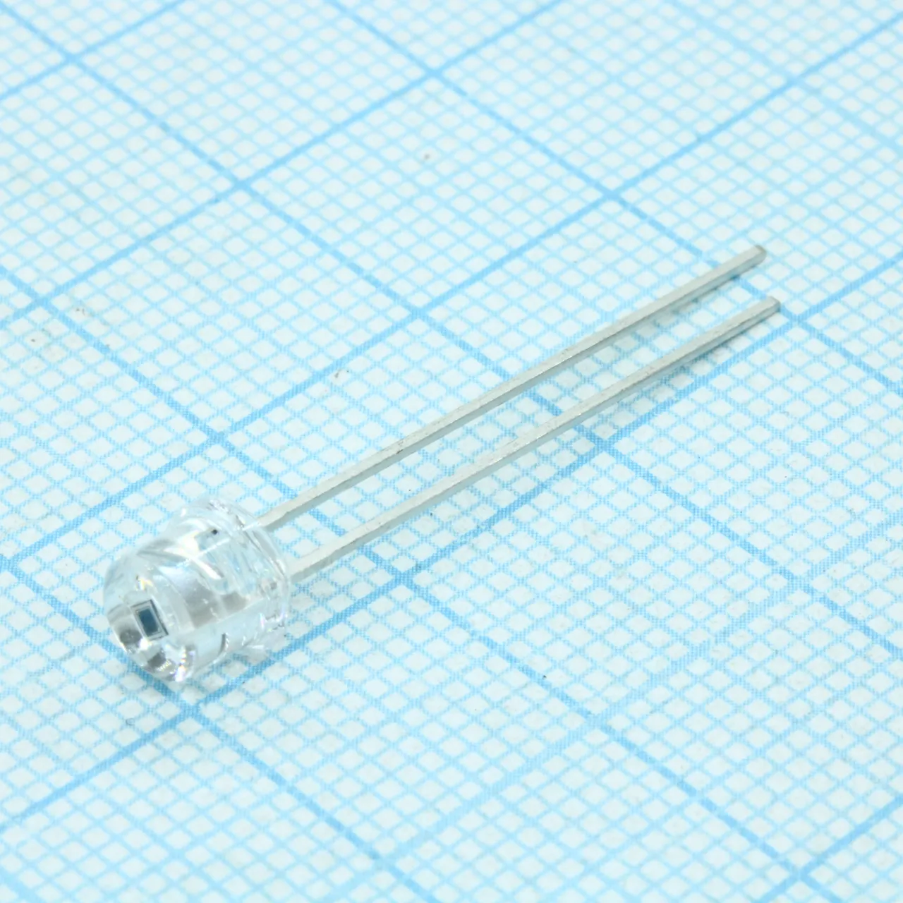 SFH 203 P