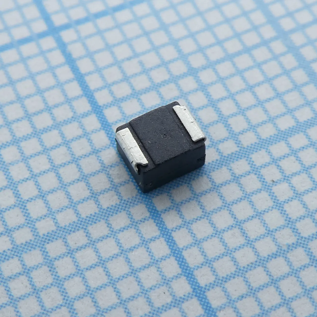 B82422T1103K000