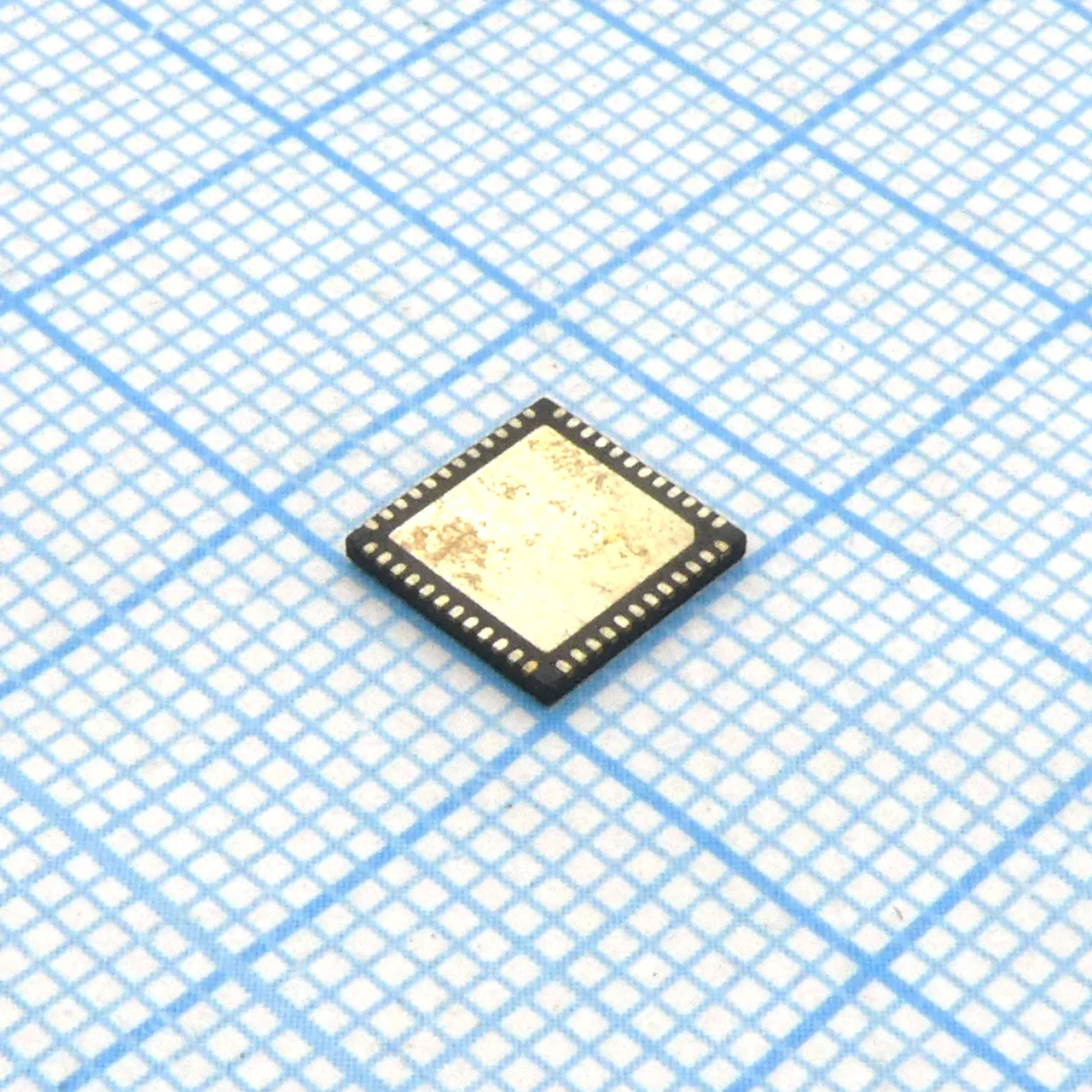 MAX17077ETM+