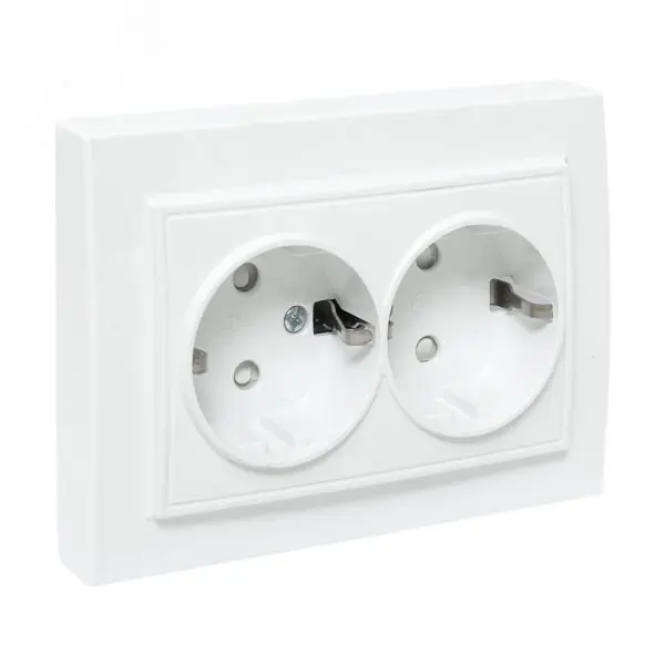 Розетка 2-м СП Минск 16А IP20 с заземл. защ. шторки бел. Basic ERR16-128-100
