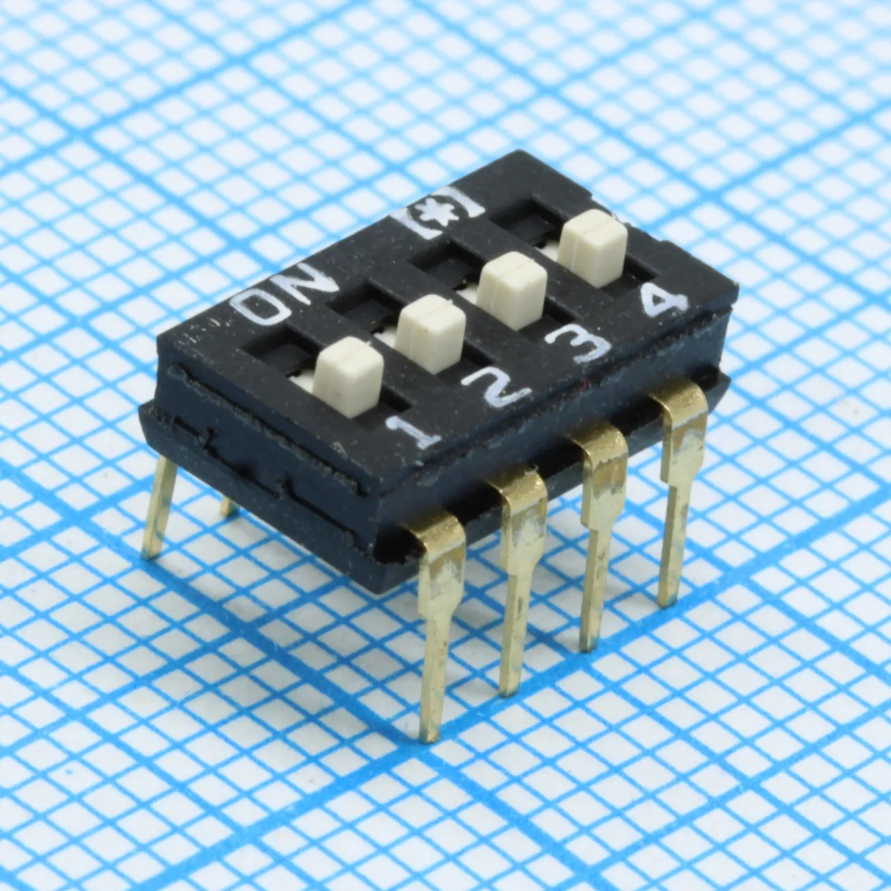 DS1040-01-4VBWB
