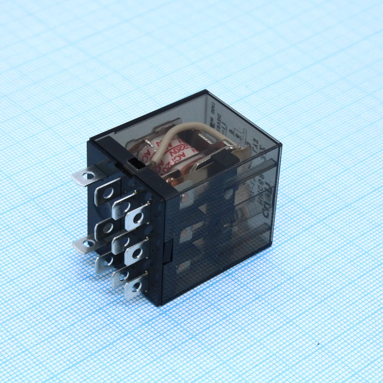 HHC68A-3Z-220A (PLUG-IN)