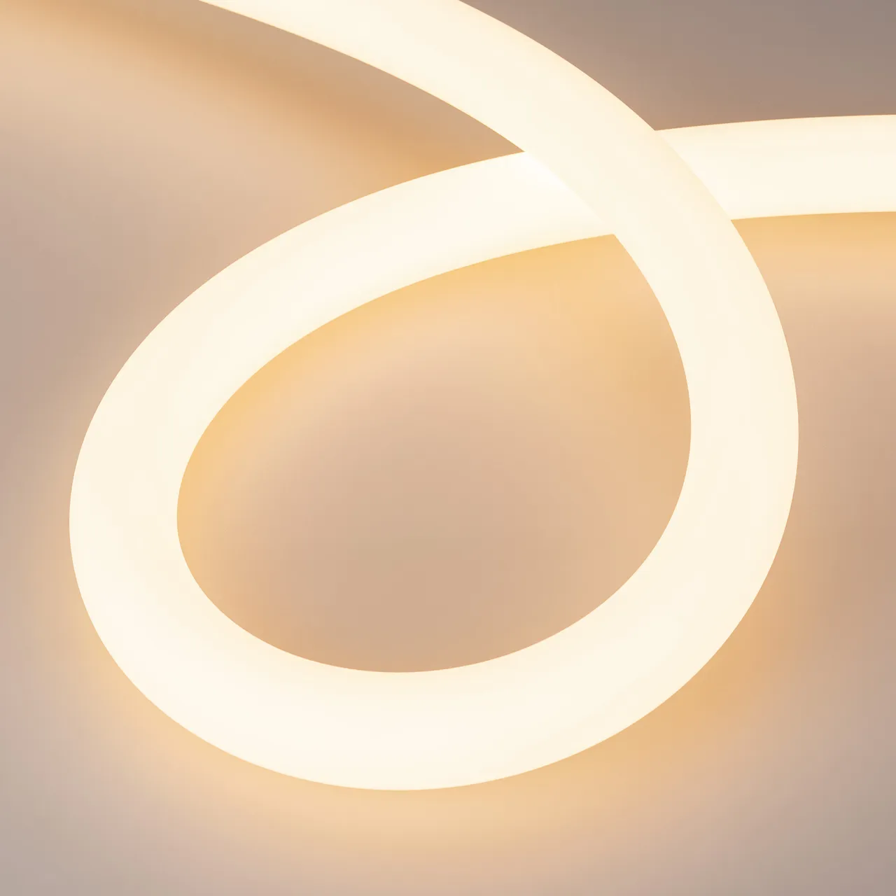 Лента герметичная MOONLIGHT-SIDE-A336-D40mm 24V Warm2400 360deg (15 W/m, IP65, 2835, 5m, wire x1) 039321