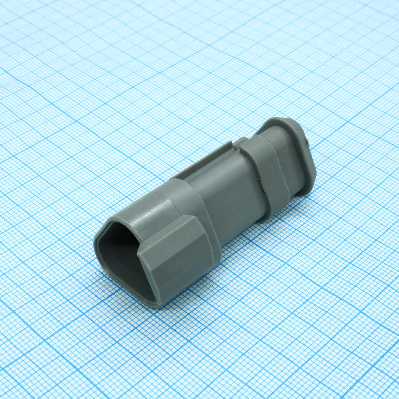 DT04-3P-E008
