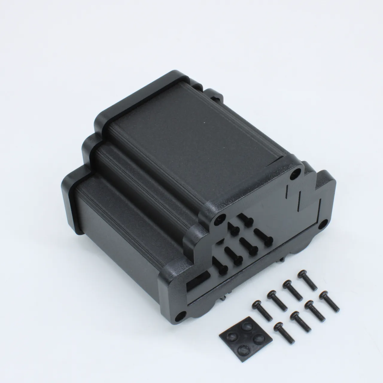 ALUD4MG-PBK-V0