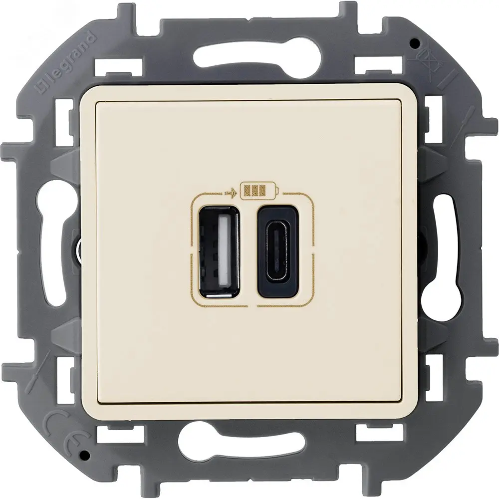 Зарядное устройство с двумя USB разьемами A C 240В/5В 3000мА INSPIRIA слоновая кость 673761