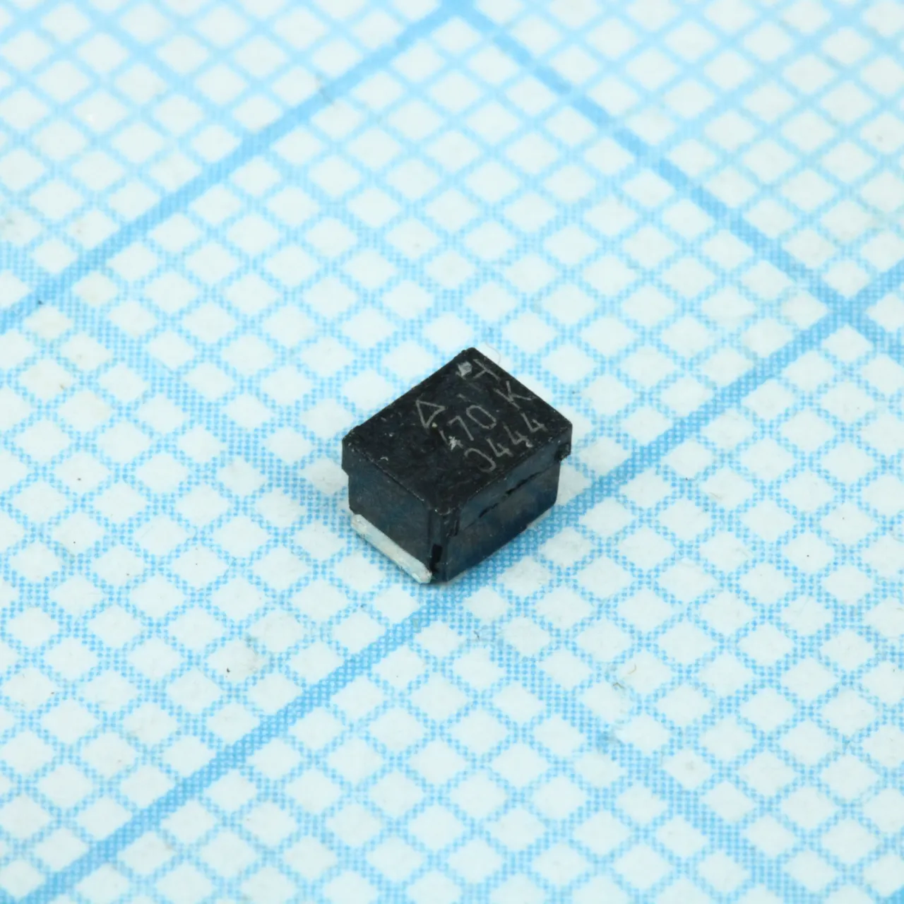B82422H1473K000