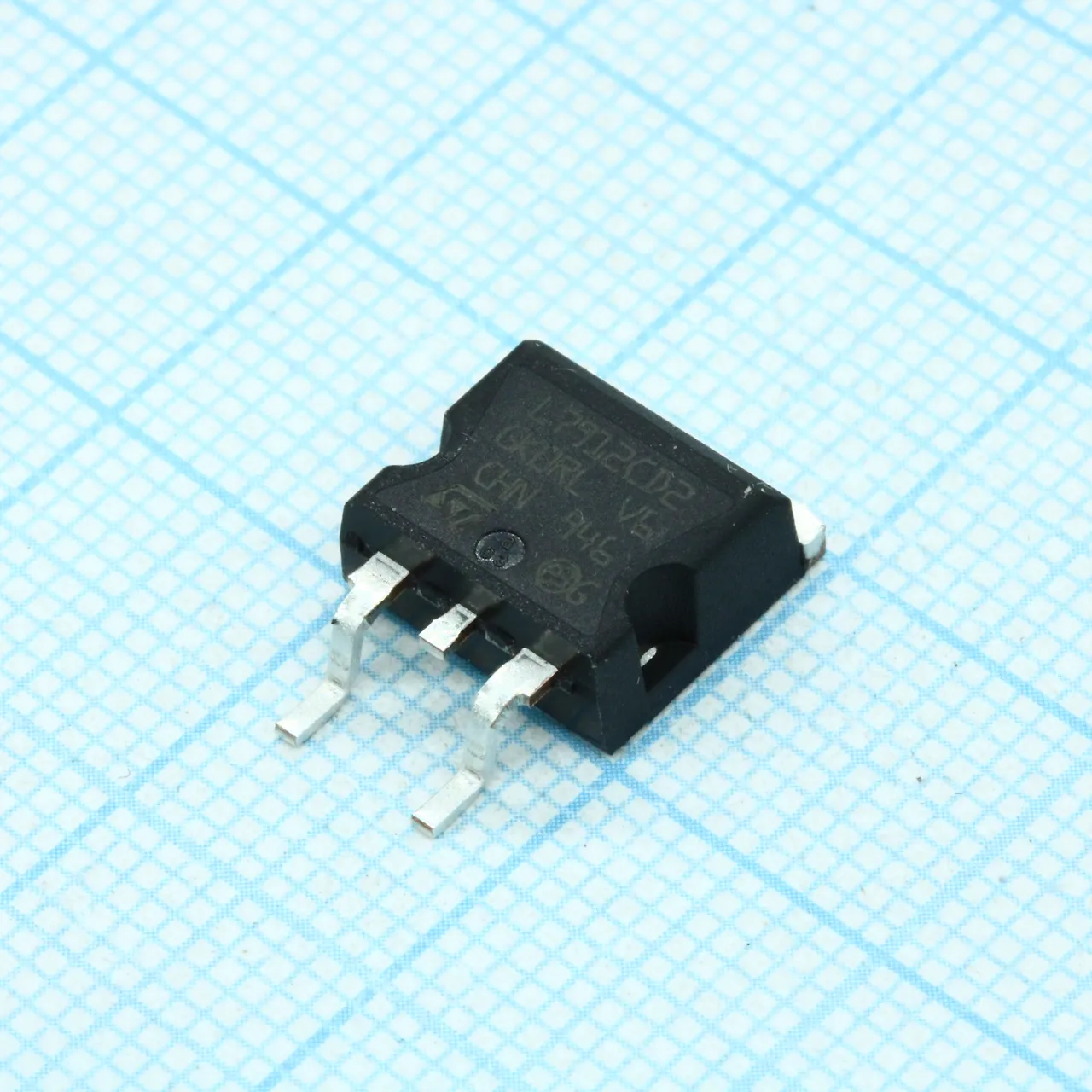 L7912CD2T-TR