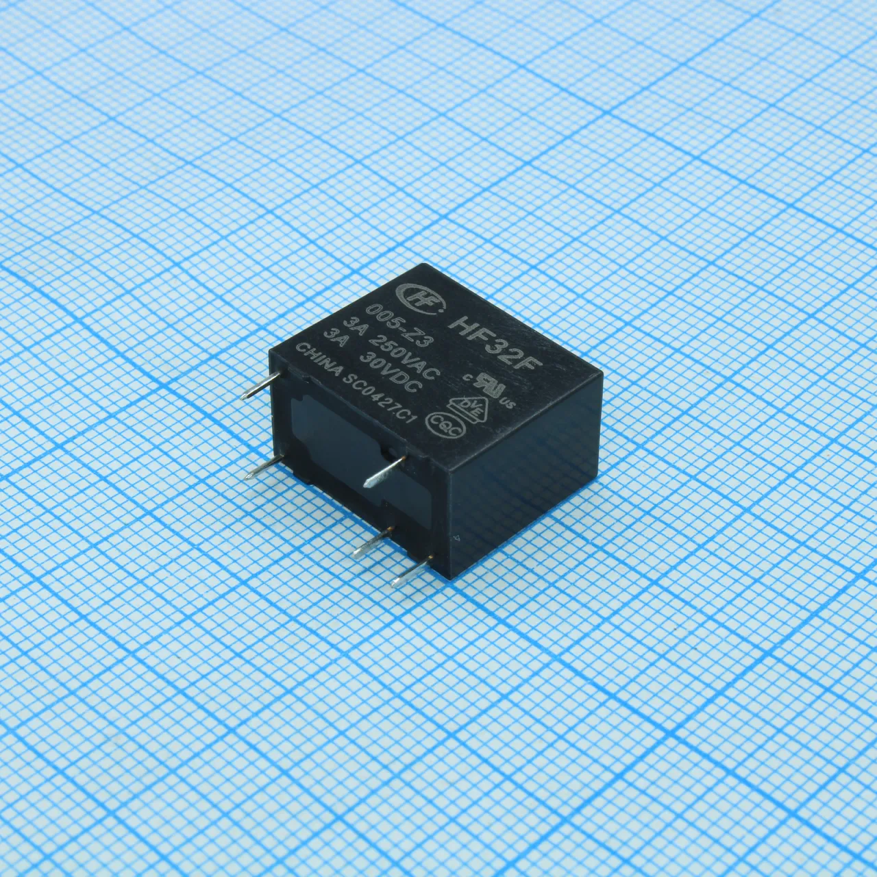 HF32F/005-Z3