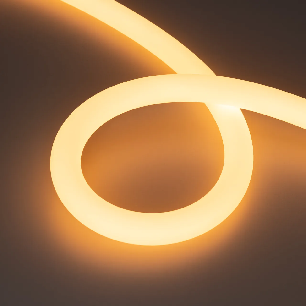 Лента герметичная MOONLIGHT-SIDE-A336-D25mm 24V Warm2300 360deg (14.4 W/m, IP65, 2835, 5m, wire x1) 038750