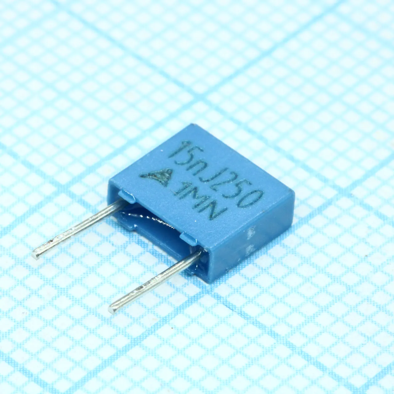 B32529C3153J000