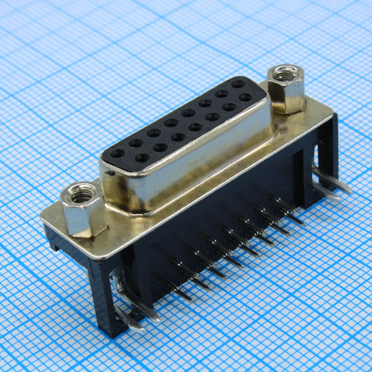 DS1037-15FNAKT74-0FF
