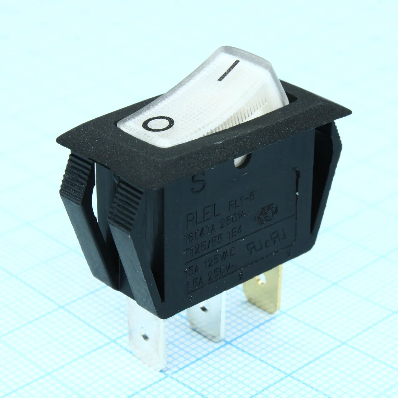 L-KLS7-005 -11/N-C-2  WT/BK-P1-S(2)