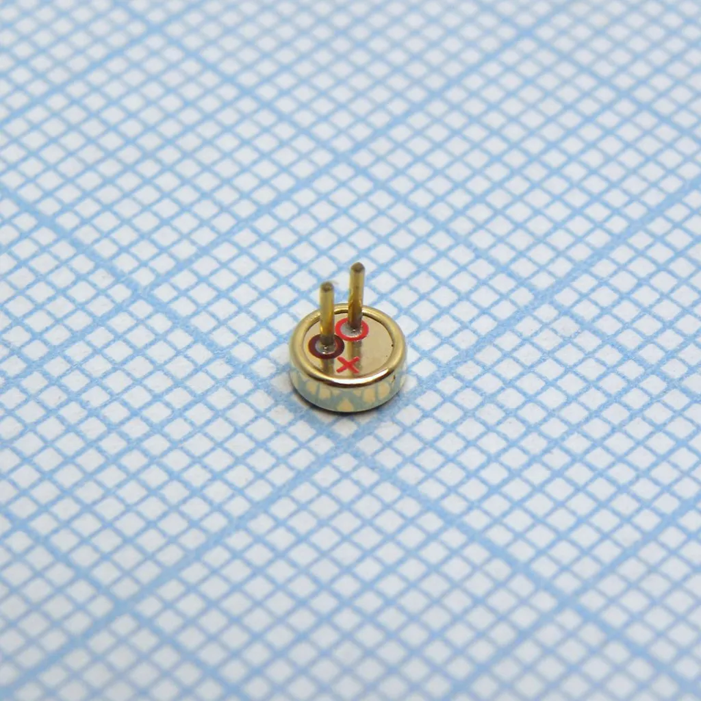 микрофон RP-4015  d=4mm  h=1.5mm