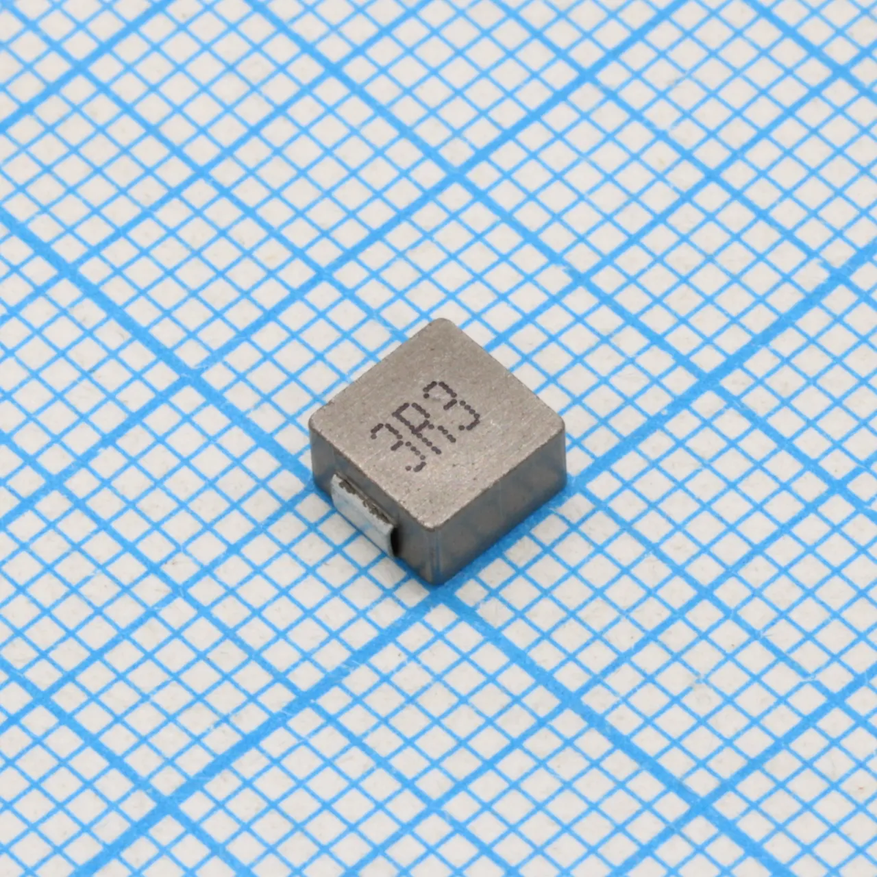 MHCI05030-3R3M-R8