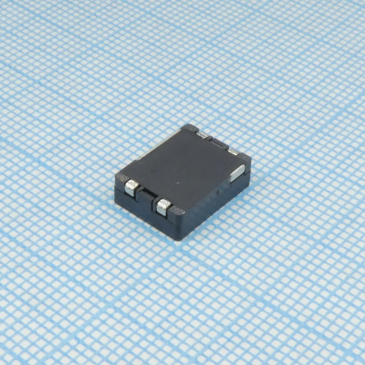 BNX026-H01L