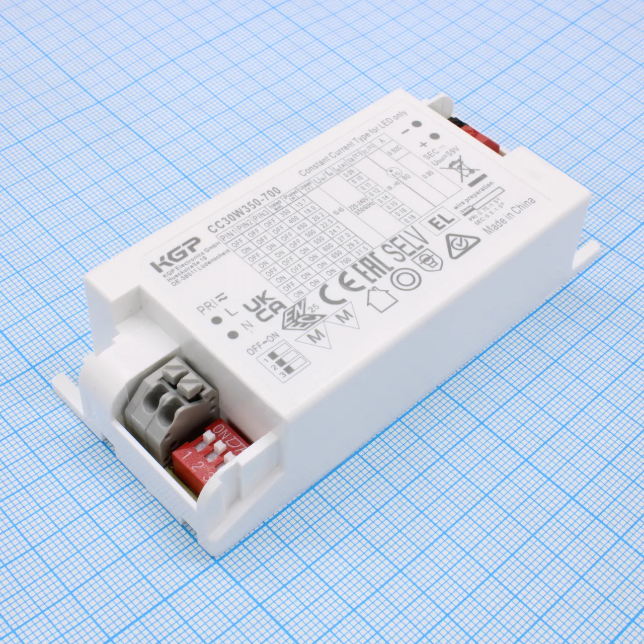 CC30W350-700