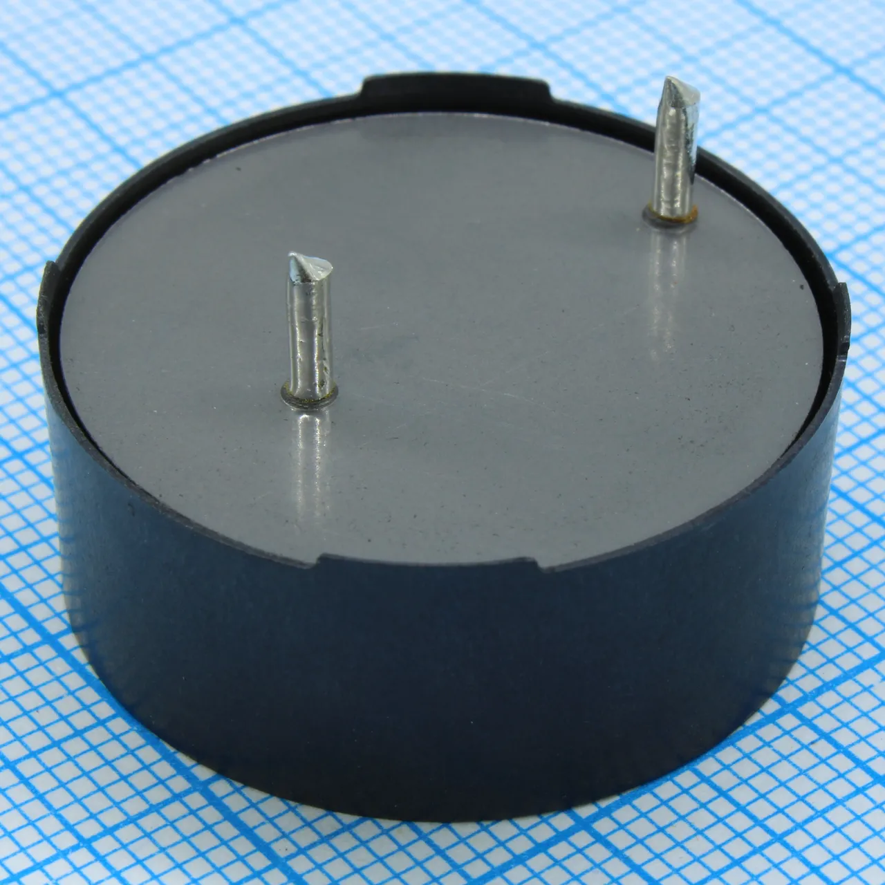 IHTH1125MZEB220M5A