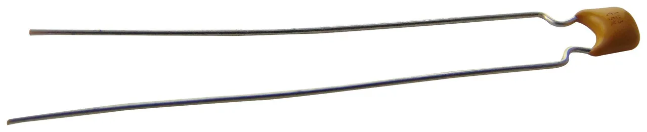 SR215C104KAR