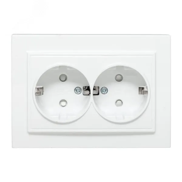 Розетка 2-м СП Минск 16А IP20 с заземл. защ. шторки бел. Basic ERR16-128-100