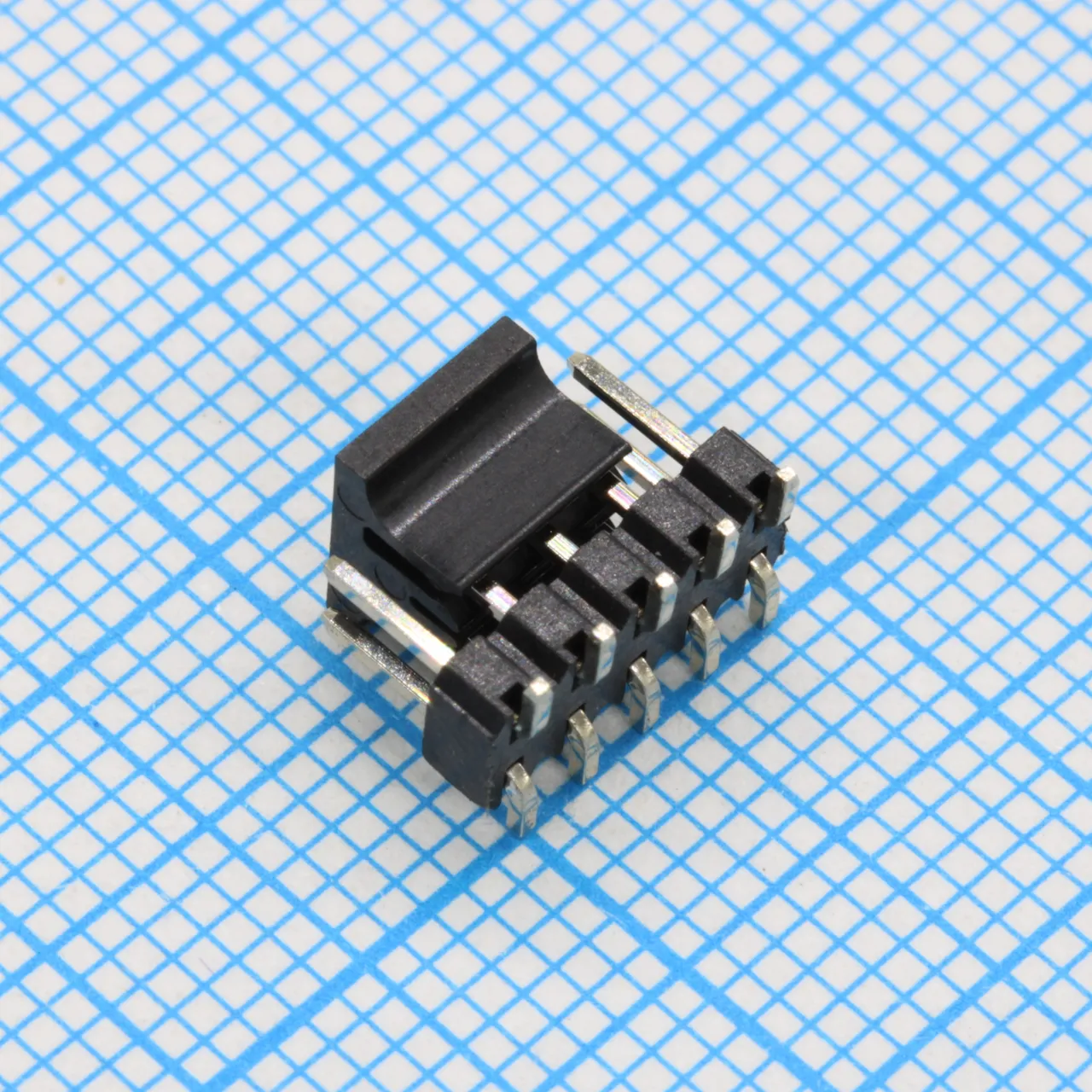 DS1025-08-2X5P8BSRX1-B