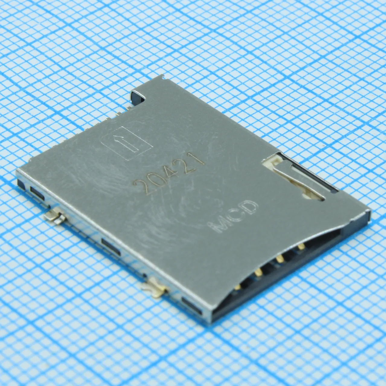 476030001