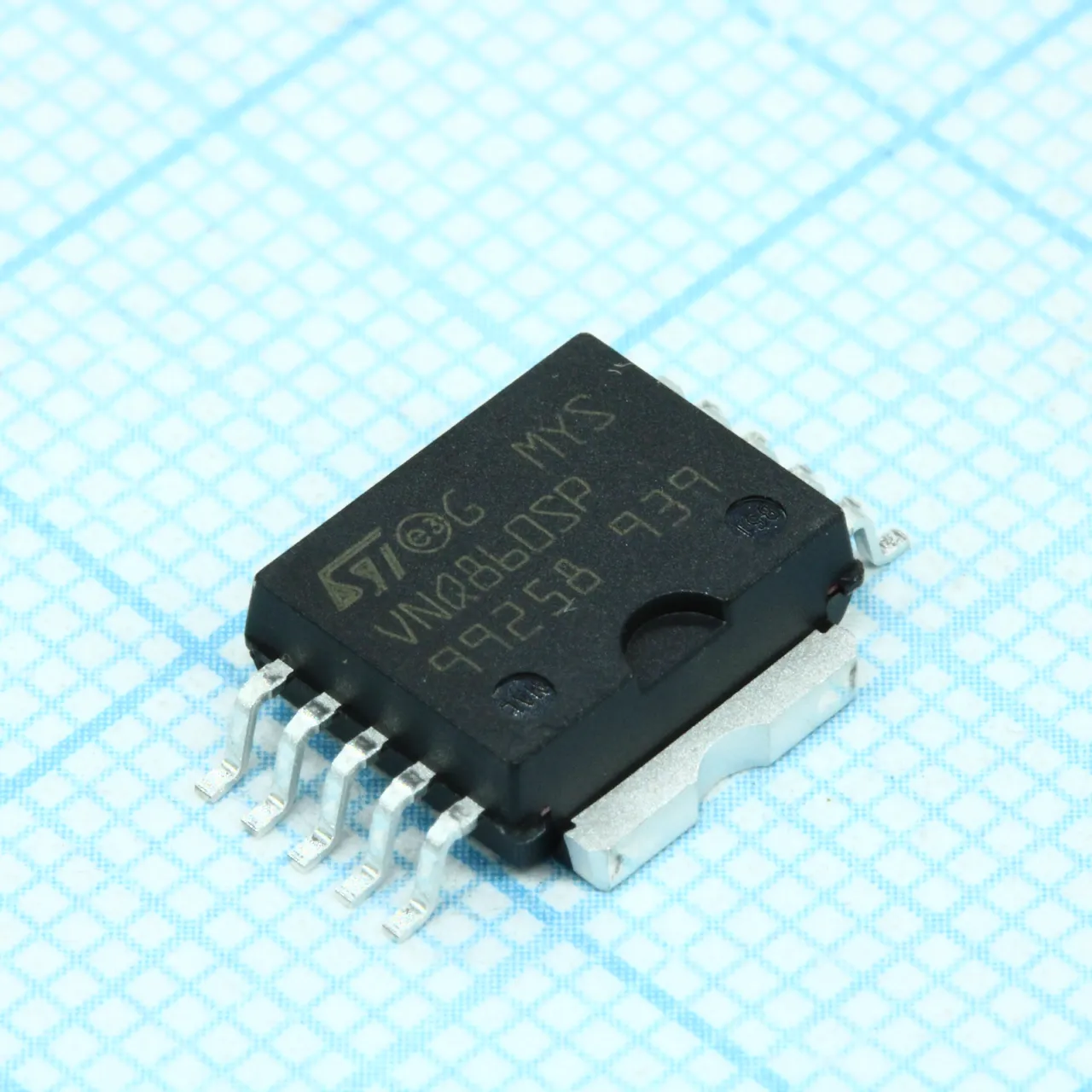 VNQ860SP-E