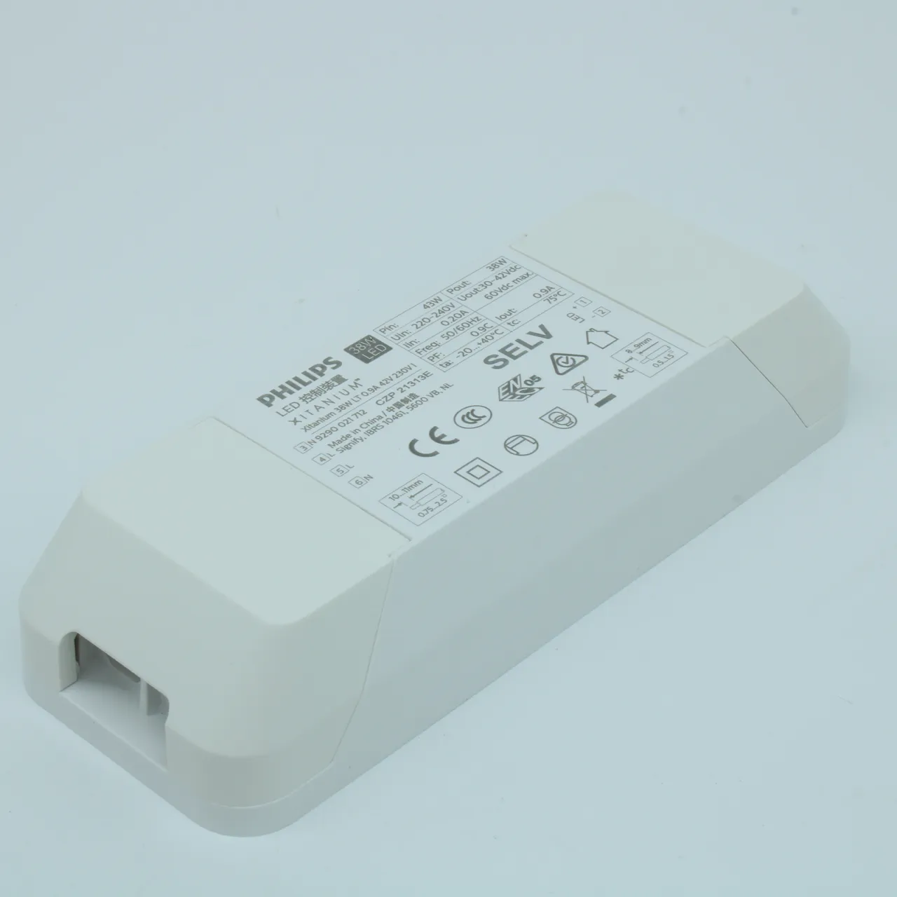 XITANIUM 38W LT 0.9A 42V 230V I