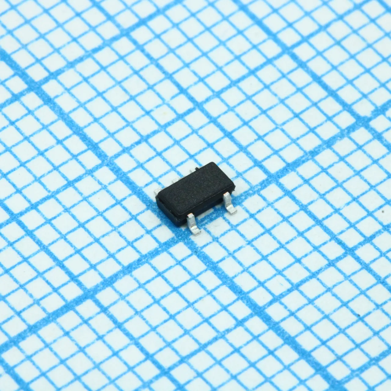 NCP114ASN270T1G