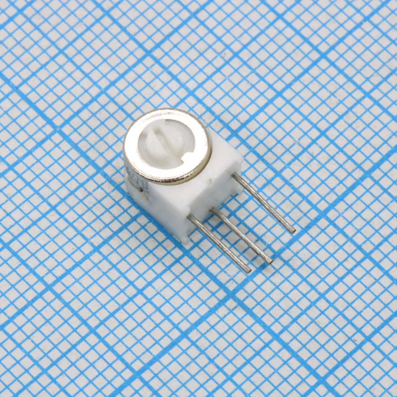 TSR-3329S-204R
