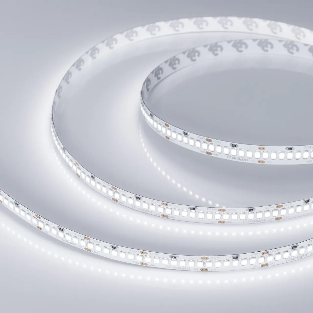 Лента RT 2-5000 24V White5500 10mm (2835, 252 LED/m, LUX) 023555