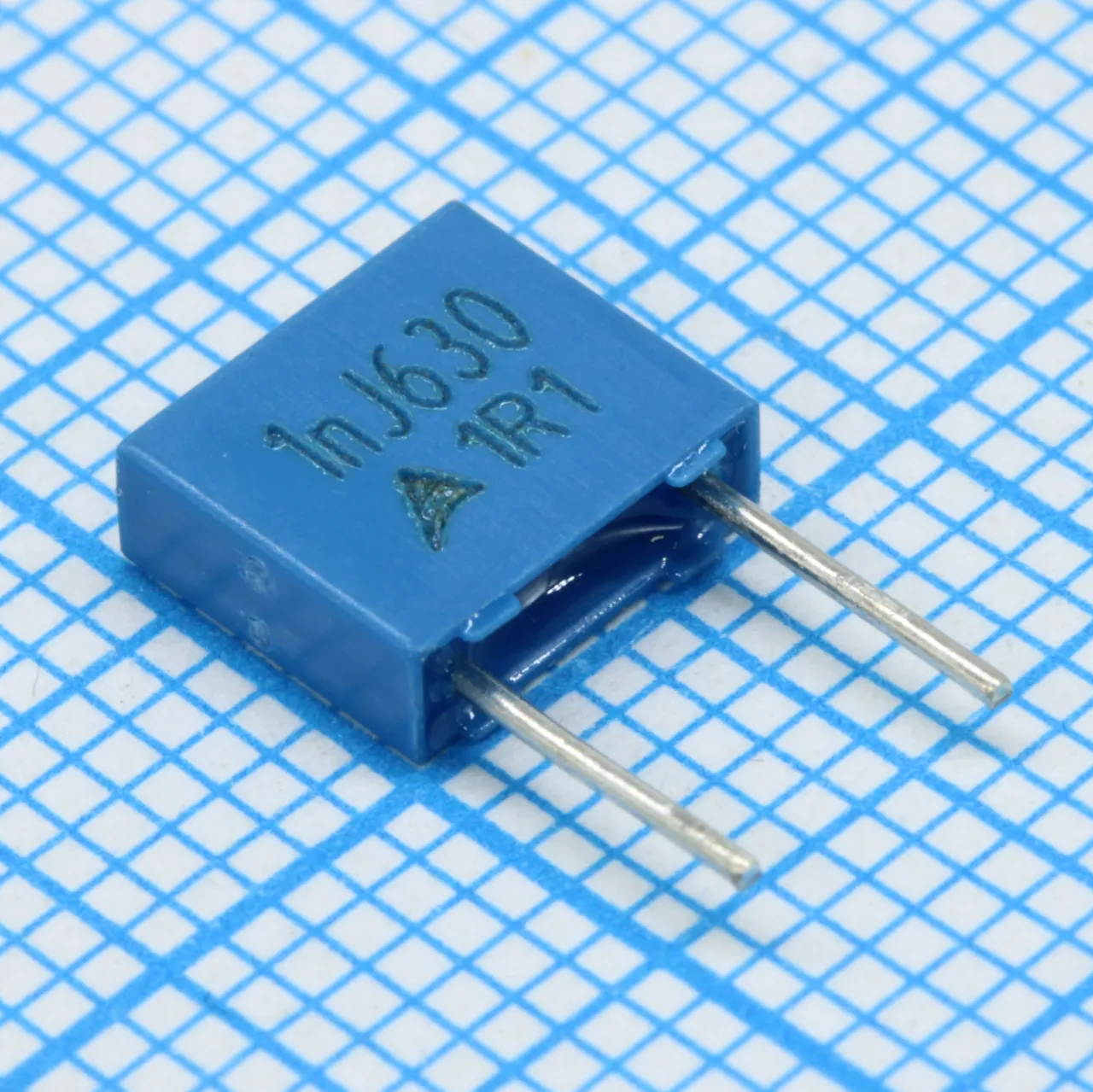 B32529C8102J000