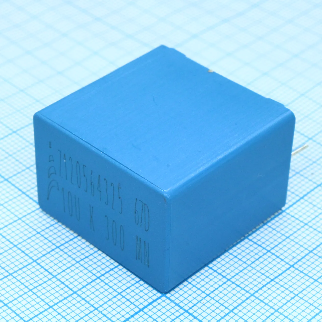 B32674D3106K000