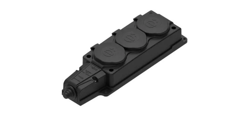 Колодка MultiSet 3х розетка 2К+З 16А/250В IP44 каучуковая черн. SE MST4103BK