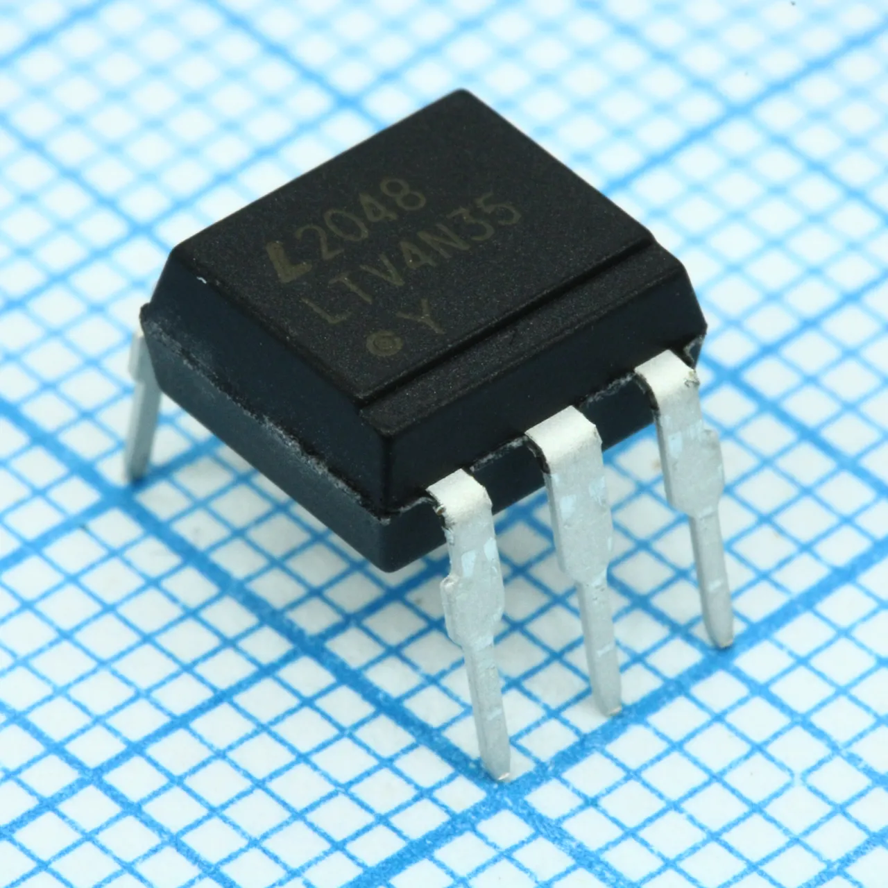 4N35