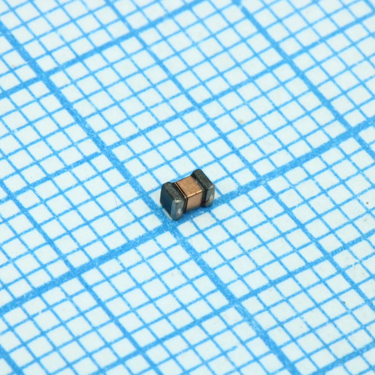 B82498B1222J000