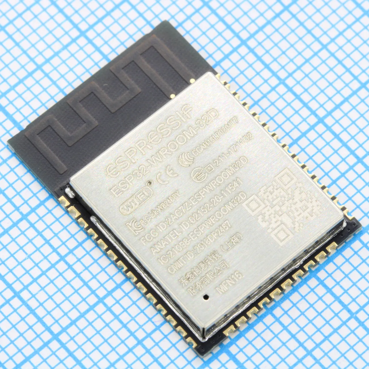 ESP32-WROOM-32D (16MB)