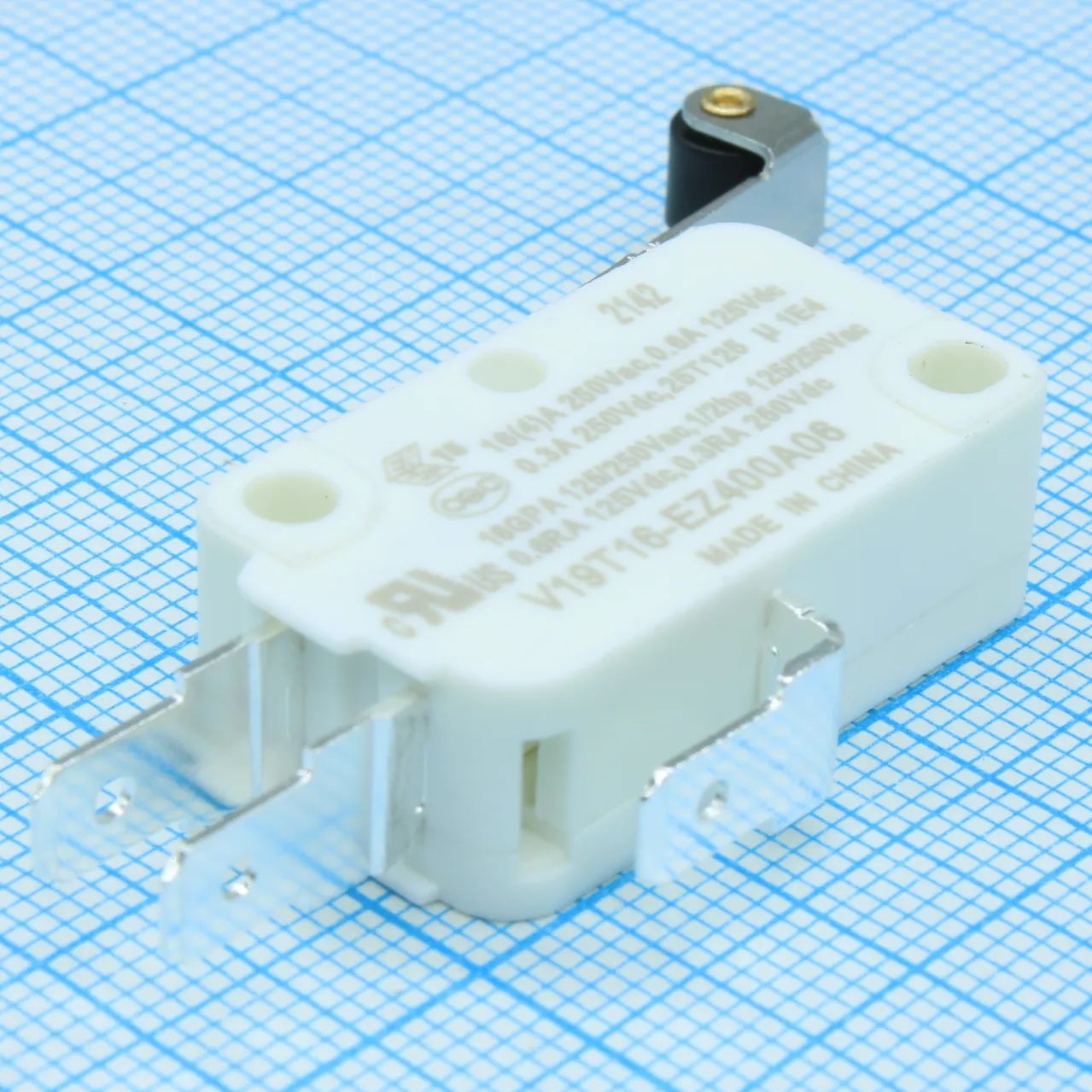 V19T16-EZ400A06